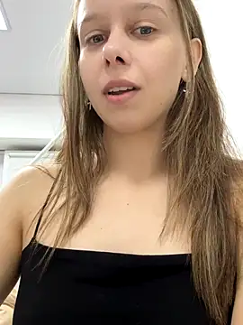 Snapshot of Ya_Siro chatting on October 25, 1:07 pm Ya Siro online show from October 25, 1:07 pm