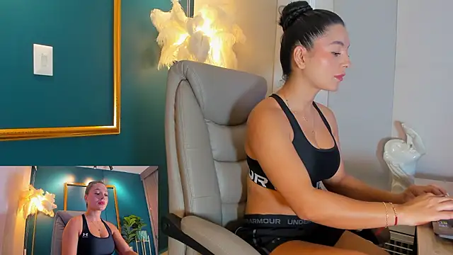 Rashel Frost  online show from March 20, 4:34 pm