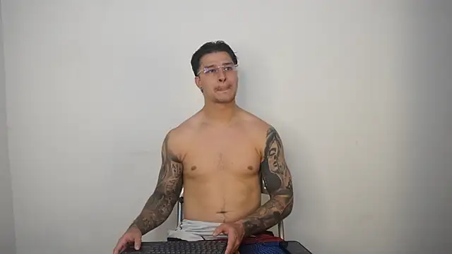 Dominick walker online show from March 22, 5:27 pm