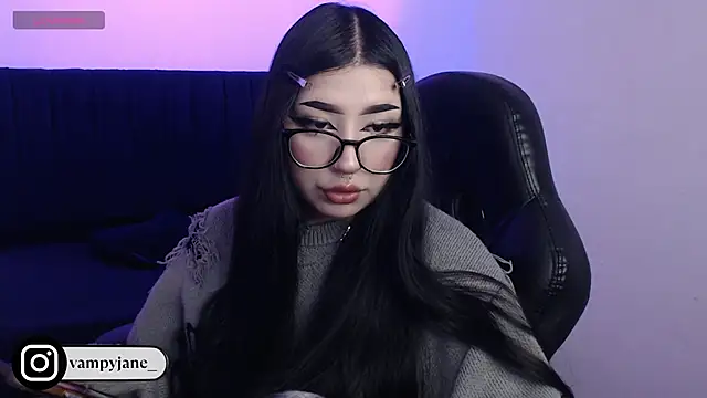 VamppyJane online show from December 18, 11:55 pm