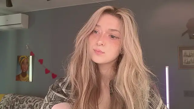 BellaSink online show from March 25, 5:35 am