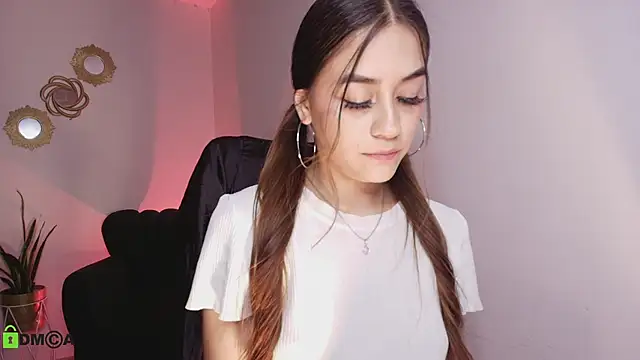 Snapshot of Aliss_rose chatting on November 15, 3:26 am Aliss rose online show from November 15, 3:26 am