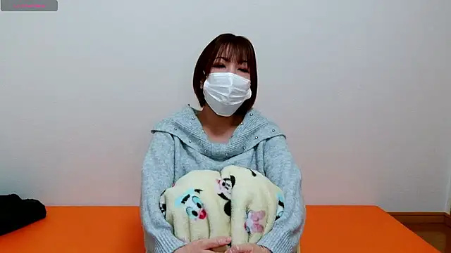 Snapshot of miyuki2000 chatting on November 29, 6:27 am miyuki2000 online show from November 29, 6:27 am