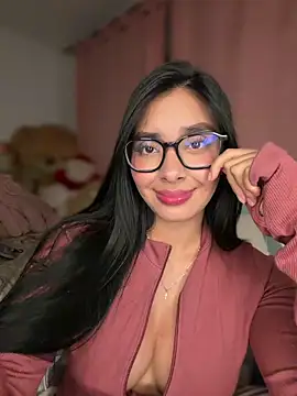 MiaSofia   online show from June 7, 2:37 am