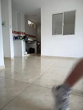 Snapshot of Lucianacuoper chatting on November 13, 8:52 pm Lucianacuoper online show from November 13, 8:52 pm