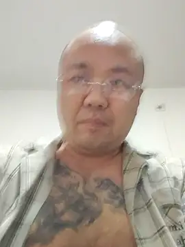 caige8888 online show from November 6, 7:15 pm