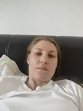 SandyCassie online show from July 5, 9:16 am