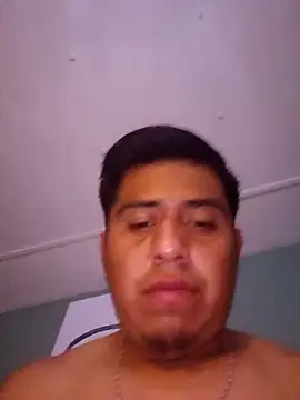 Snapshot of Penelargo1233r chatting on October 22, 10:15 am Penelargo1233r online show from October 22, 10:15 am