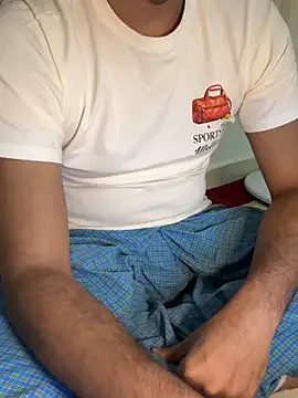 Handsome8677 online show from March 28, 9:36 pm