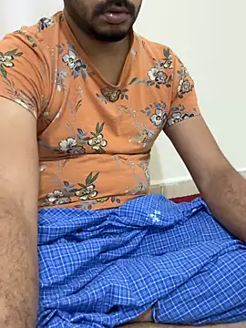 Handsome8677 online show from April 2, 10:51 pm