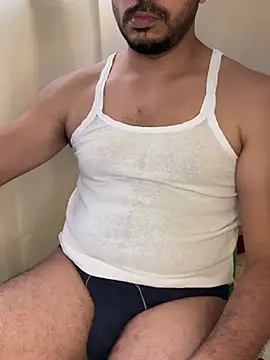 Handsome8677 online show from April 12, 8:08 am