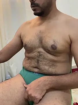 Handsome8677 online show from April 14, 7:58 am