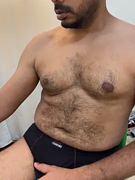 Handsome8677 online show from April 16, 8:48 am