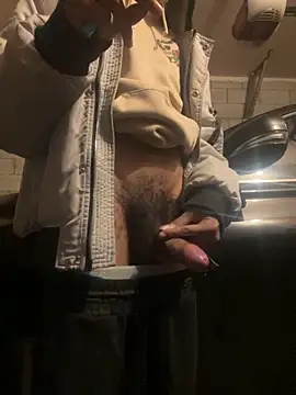 Snapshot of gtaBBC4U chatting on November 9, 8:45 am gtaBBC4U online show from November 9, 8:45 am