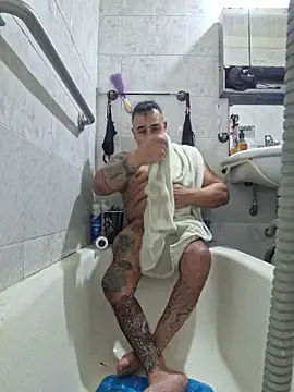 Rueditasss online show from March 4, 2:28 am