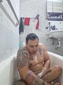 Rueditasss online show from July 4, 2:40 am