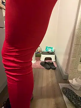 Snapshot of sissy_diorcd chatting on December 21, 7:37 am sissy diorcd online show from December 21, 7:37 am