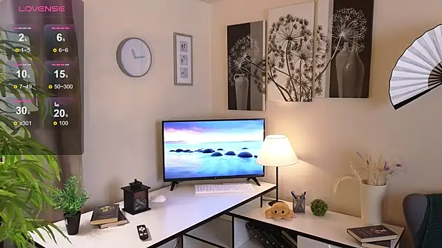 Snapshot of Marie_Long chatting on January 14, 7:30 pm Marie Long online show from January 14, 7:30 pm