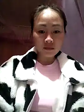 Snapshot of Spring-mky chatting on December 20, 1:40 pm Spring-mky online show from December 20, 1:40 pm