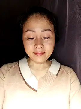 Snapshot of Spring-mky chatting on January 9, 10:22 pm Spring-mky online show from January 9, 10:22 pm