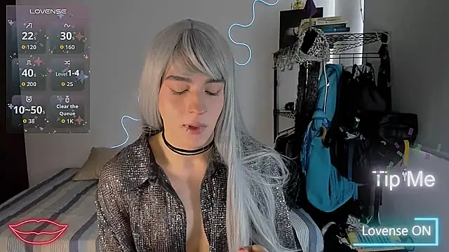 Snapshot of Lyric_Mirage chatting on November 5, 4:18 pm Lyric Mirage online show from November 5, 4:18 pm