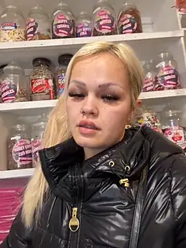 CherryXOX- online show from November 20, 10:59 am