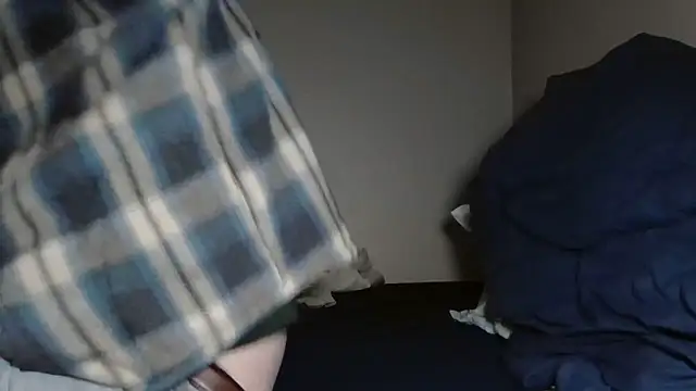 TyKindaNasty online show from April 10, 9:30 pm