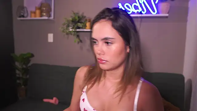 Snapshot of adahara_miller17 chatting on November 11, 1:49 am adahara miller17 online show from November 11, 1:49 am