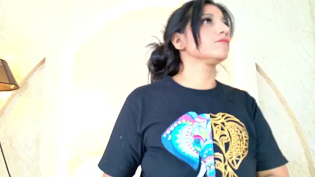 Snapshot of Antonella_Russo1 chatting on July 3, 1:28 pm Antonella Russo1 online show from July 3, 1:28 pm