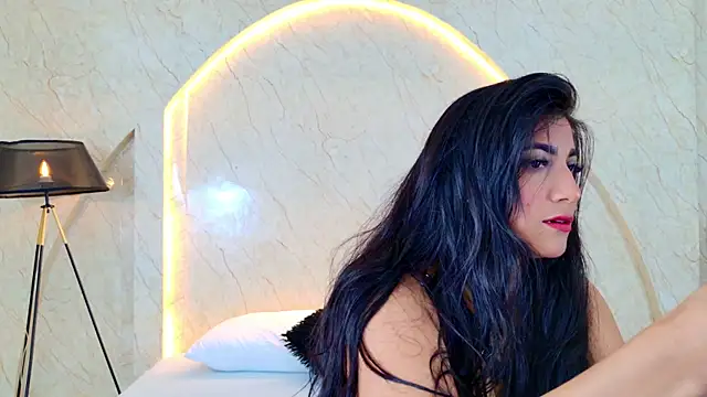 Snapshot of Antonella_Russo1 chatting on July 11, 1:14 pm Antonella Russo1 online show from July 11, 1:14 pm