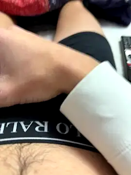 CuriousHetero77 online show from October 24, 5:20 pm