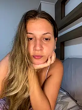 Snapshot of solmartins chatting on December 2, 12:05 am solmartins online show from December 2, 12:05 am