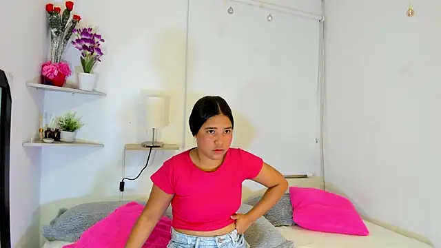 Snapshot of isa_taylorr_ chatting on November 28, 12:08 pm isa taylorr online show from November 28, 12:08 pm