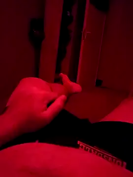 Niceboy0101 online show from October 19, 8:31 pm