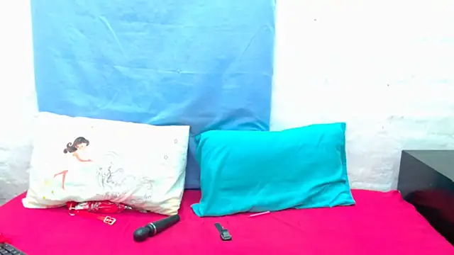 DaisyGirlxx online show from March 23, 8:51 am