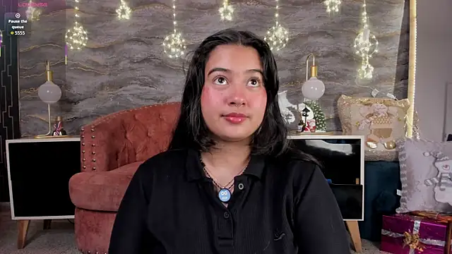 lilithst  online show from November 29, 8:45 pm