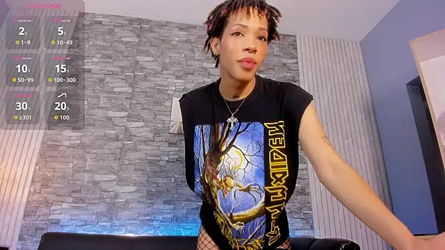 Catty Noir  online show from October 17, 8:22 pm