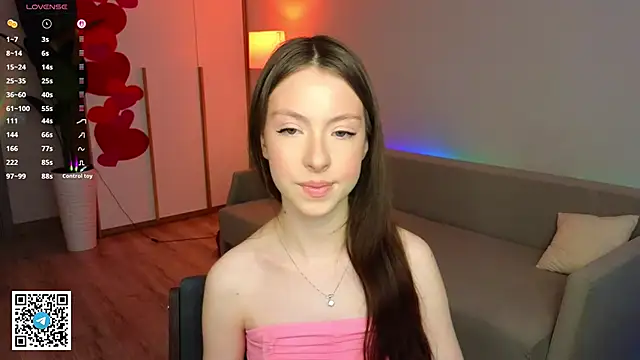 Yasmin Kass online show from February 14, 7:05 am