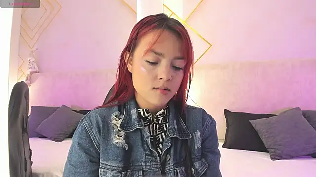 Snapshot of Martinaa_Garcia chatting on January 5, 7:50 pm Martinaa Garcia online show from January 5, 7:50 pm