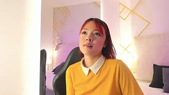 Snapshot of Martinaa_Garcia chatting on January 10, 7:59 pm Martinaa Garcia online show from January 10, 7:59 pm