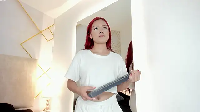 Martinaa Garcia online show from March 6, 7:21 pm