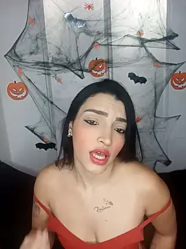 Snapshot of nicole-roman chatting on October 24, 12:45 pm nicole-roman online show from October 24, 12:45 pm