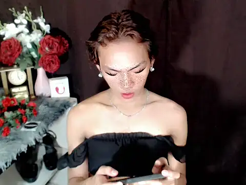 HaileyPresly online show from June 1, 2:19 pm