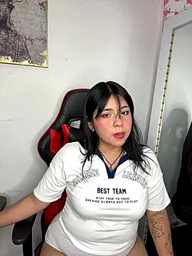 Snapshot of _Bella_7 chatting on October 16, 11:22 am Bella 7 online show from October 16, 11:22 am