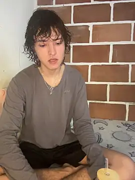 JoelnClouds online show from April 13, 6:35 pm