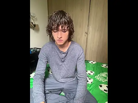 JoelnClouds online show from May 21, 5:20 pm