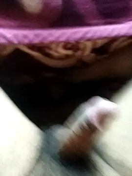 Snapshot of Soumyajit129ommk chatting on December 22, 2:41 am Soumyajit129ommk online show from December 22, 2:41 am