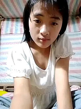 Snapshot of Crave_semen chatting on November 18, 2:17 am Crave semen online show from November 18, 2:17 am