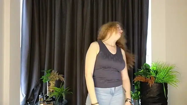 NightSaffron online show from December 4, 6:55 am