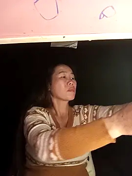 tabby-cat11 online show from November 1, 3:14 pm